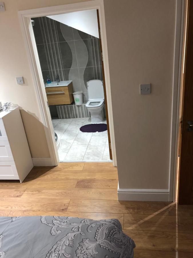 Big Room Rusholme With Tv And Private Bathroom-Parking&Wifi Manchester Exterior foto