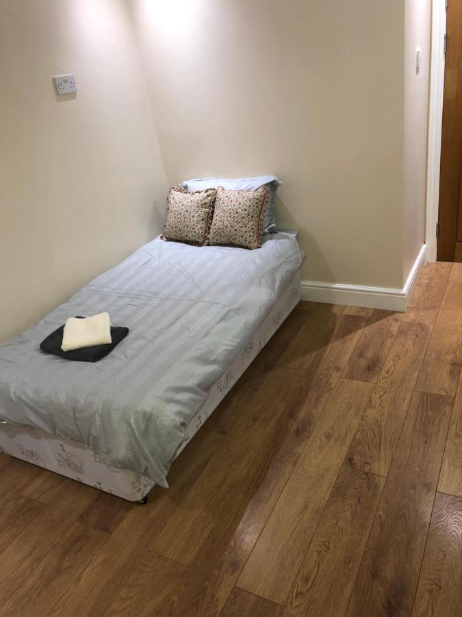 Big Room Rusholme With Tv And Private Bathroom-Parking&Wifi Manchester Exterior foto